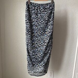 Floral mesh ruched sides maxi skirt